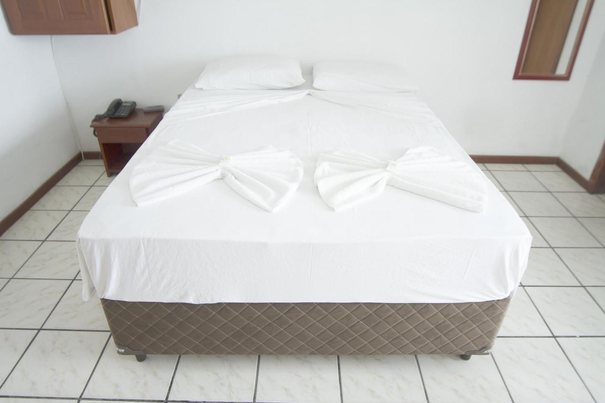 Rede Hs Hotelaria Florianópolis Rum bild